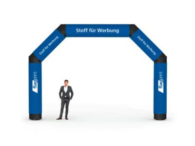 Der Aufblasbare Event Torbogen ist der ultimative Blickfang für jedes Event und sorgt für einen professionellen und eindrucksvollen Auftritt. Ob als Start- und Zielbogen bei Sportveranstaltungen, als Eyecatcher auf Messen oder als Eingangsportal bei Festivals – der Eventbogen bietet maximale Aufmerksamkeit und eine unverwechselbare Markenpräsenz.